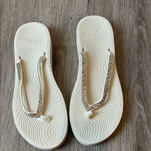 Ivani Life Cream Sandals with Sparkling Silver Straps